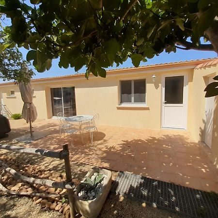 Petite Maison De Campagne Gardoise Théziers Exterior foto